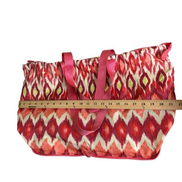 Chico’s Be Bold Zipper Packable Foldable Travel XL Tote Bag Ikat Print New - Picture 6 of 11